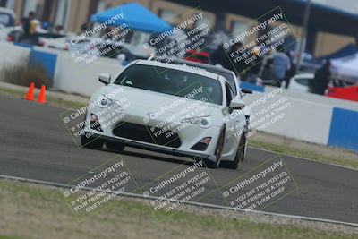 media/Dec-19-2025-Lucky Dog Racing (Fri) [[3b7b1b5fc8]]/Intermediate Low/Session 2 Turn 1/